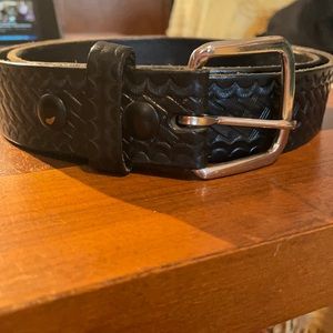 Black leather belt size 38